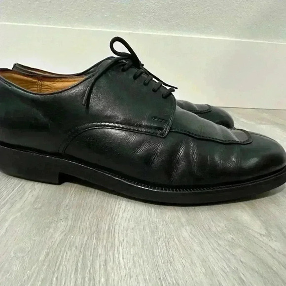 Vintage Burberry Oxford dress shoes for men size 6.5 main image 3